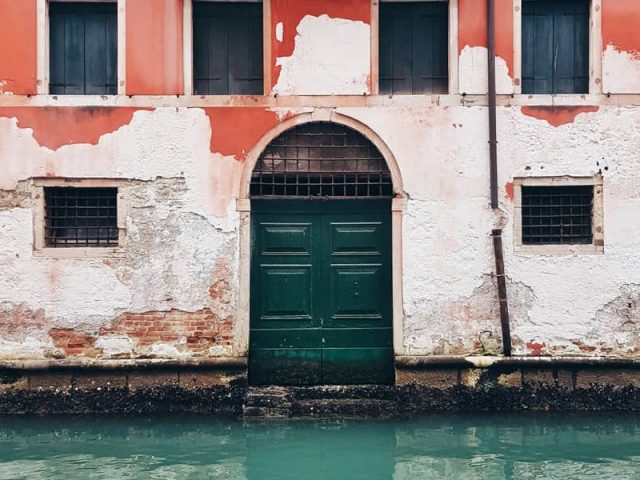 Venice canals at risk of getting dry due to low tides